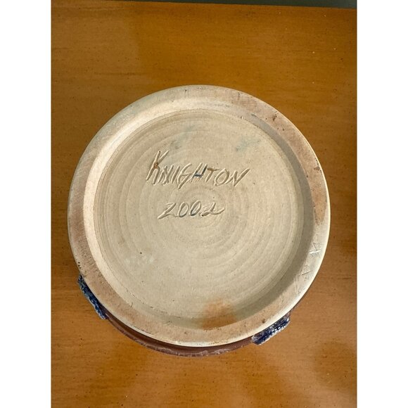 Signed Studio pottery Bowl With Drip Glaze & Textured Edge - Blue & White - Picture 9 of 9